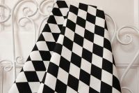 Karostoff Black & White