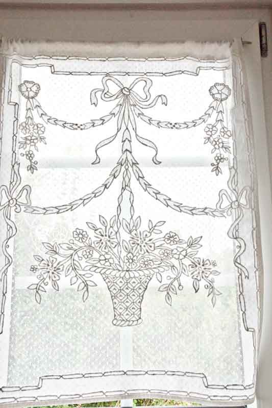 Scheibengardine Como in weiß aus cm 60 romantischer x Spitze atemberaubender, cm 80 in Größe