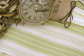 Karo Stoff Ischgl dunkelrot