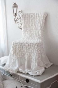 Scheibengardine Como in weiß aus atemberaubender, romantischer Spitze in  Größe 60 cm x 80 cm